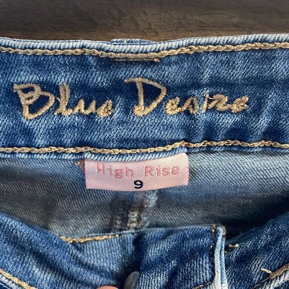 BLUE DESIRE High Rise Light Wash Fade Skinny Jeans Size 9 - Picture 4 of 7
